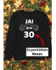 Džemperis "Jai yra" su pirštais rodinčiais į žmogų