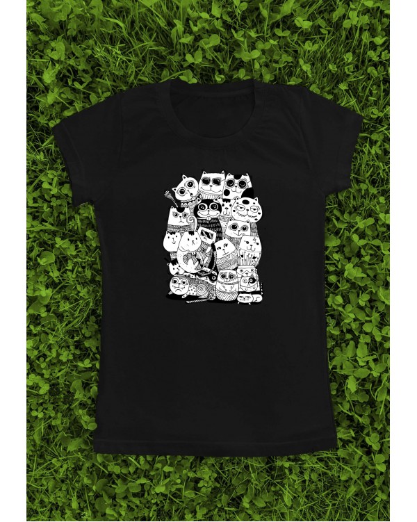 Cat Crowd Graphic T-Shirt