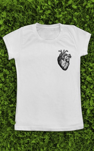 Marškinėliai su užrašu "Anatominė žmogaus širdis"